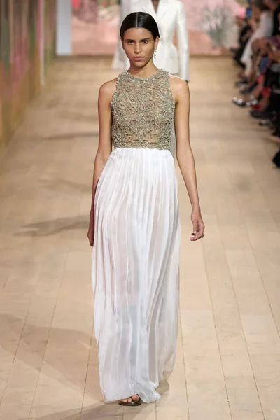 Look 51